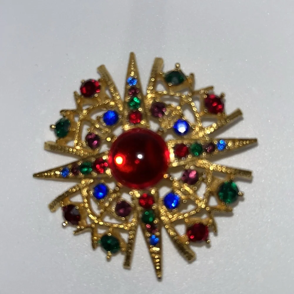 Gold Tone Vintage Starburst Brooch with Colorful Gemstones